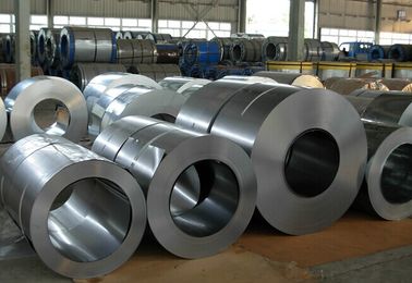 China 1000mm bobina de aço quente ou laminada de 1219mm, 200 300 bobinas JIS dos SS de 400 séries, AISI fornecedor