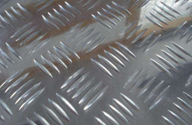 China Placa do deslizamento da placa de alumínio brilhante do verificador da folha 5052 da placa do verificador das barras da superfície cinco anti fábrica